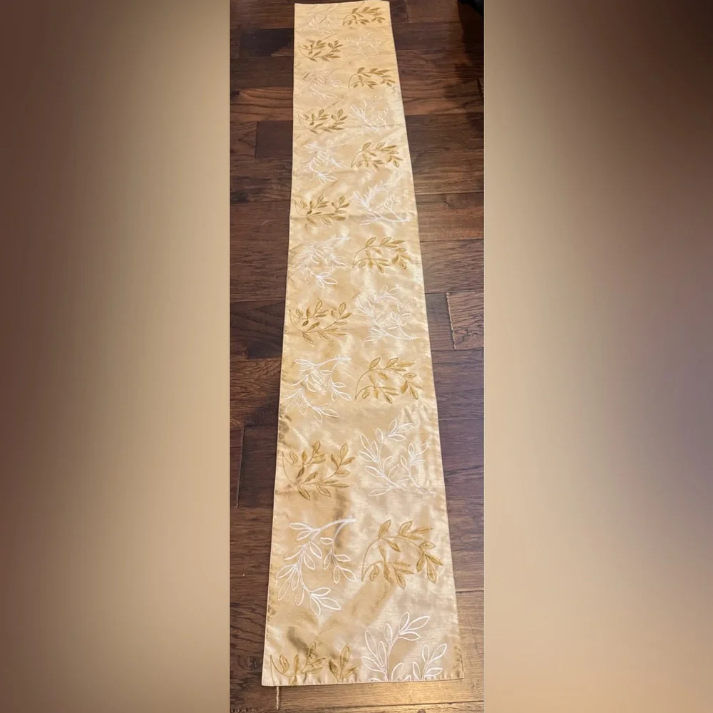 Elegant Gold and White Leaf Leaves Table Runner 90” long, Fall / Thanksgiving